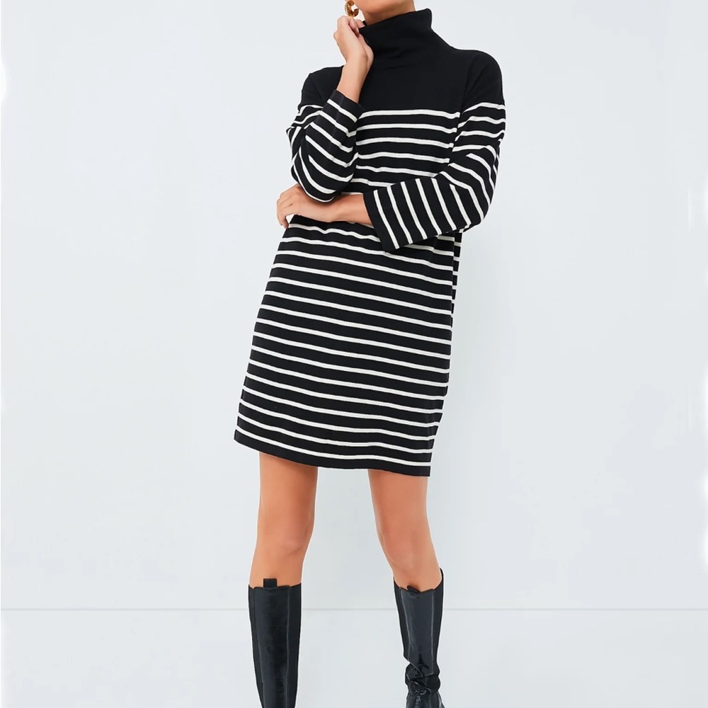 POMANDER PLACE

Striped Durand Turtleneck Dress